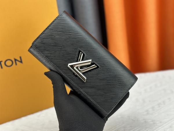 LVコピーウォレット正面デザイン